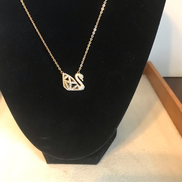 Swarovski Jewelry - Swarovski Iconic Swan Necklace Reversible 🦢